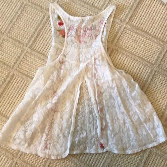 MUST GO TODAY: Abercrombie & Hollister Top Bundle - Picture 6 of 8